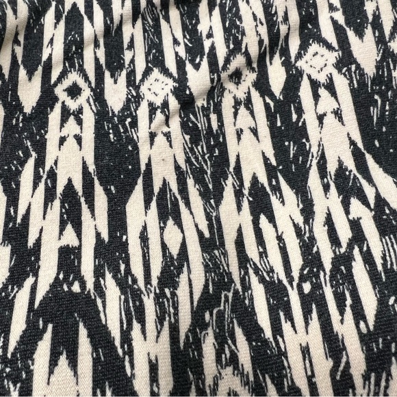 H&M black and cream pattern Leggings - Picture 4 of 5